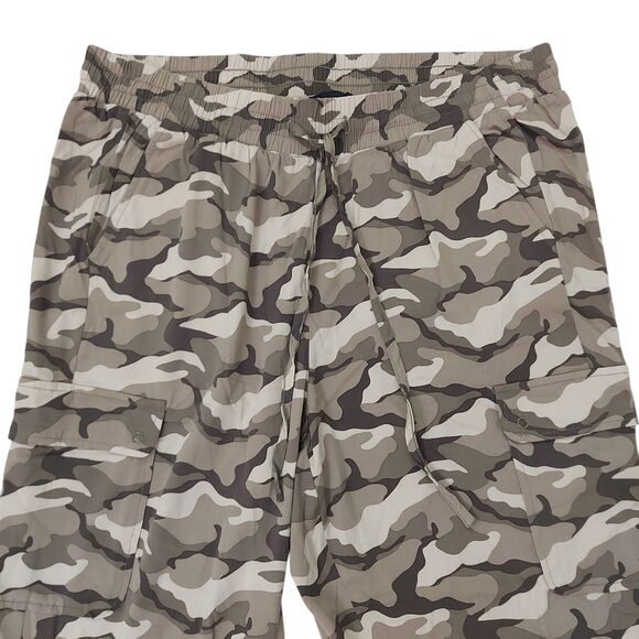 Torrid Cargo Jogger Womens 2X Brown Camo Relaxed Fit Lightweight Activewear - Picture 2 of 12